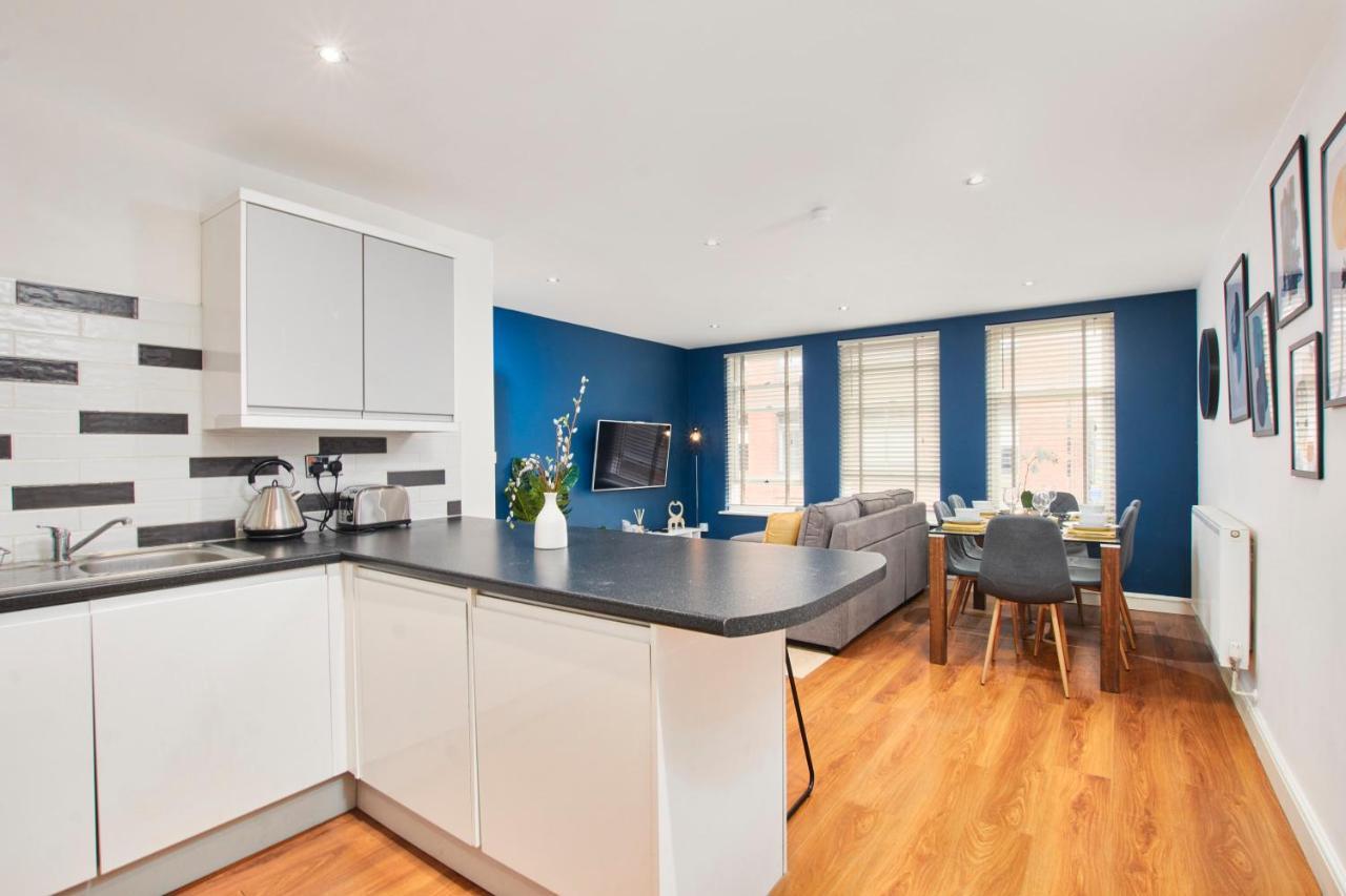 Stunning City Centre 3 Bed, 3 Bath - Sleeps 8! Apartman Leeds  Kültér fotó