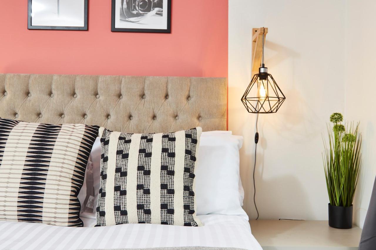 Stunning City Centre 3 Bed, 3 Bath - Sleeps 8! Apartman Leeds  Kültér fotó