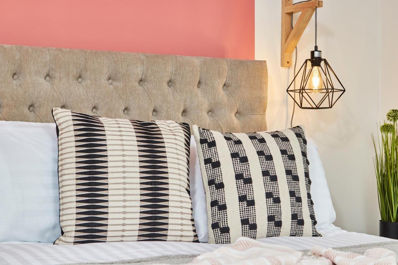 Stunning City Centre 3 Bed, 3 Bath - Sleeps 8! Apartman Leeds  Kültér fotó