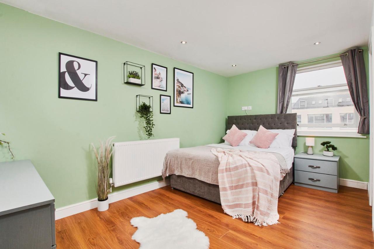 Stunning City Centre 3 Bed, 3 Bath - Sleeps 8! Apartman Leeds  Kültér fotó